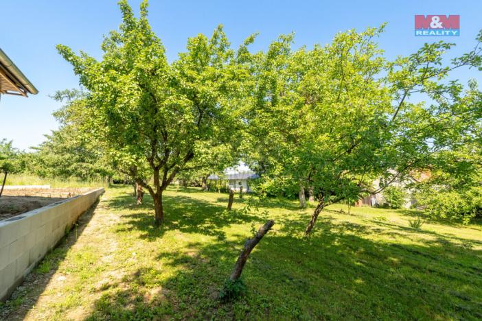 Prodej pozemku pro bydlení, Výrov - Hadačka, 1726 m2