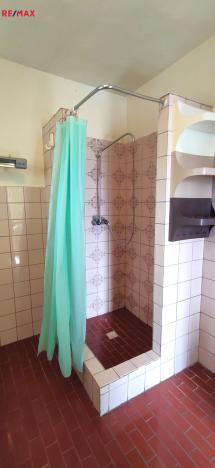 Prodej rodinného domu, Karlovice, 208 m2