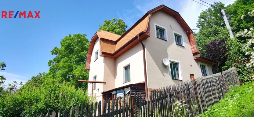 Prodej rodinného domu, Karlovice, 208 m2