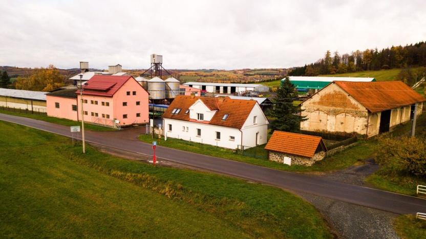 Pronájem vícegeneračního domu, Dolní Pohleď - Měchonice, 191 m2