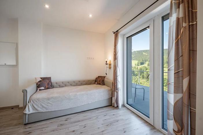 Prodej vily, Loučná pod Klínovcem, 210 m2