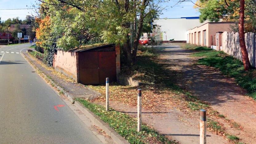 Prodej komerčního pozemku, Týnec nad Labem, Bělohorská, 141 m2