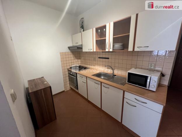Pronájem bytu 1+kk, Kolín - Kolín IV, Školská, 35 m2