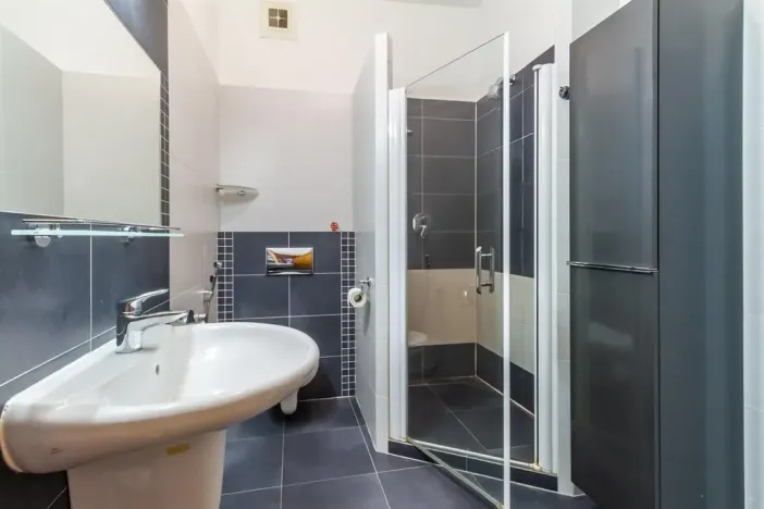 Prodej bytu 4+kk, Praha - Dolní Měcholupy, Za kovárnou, 215 m2