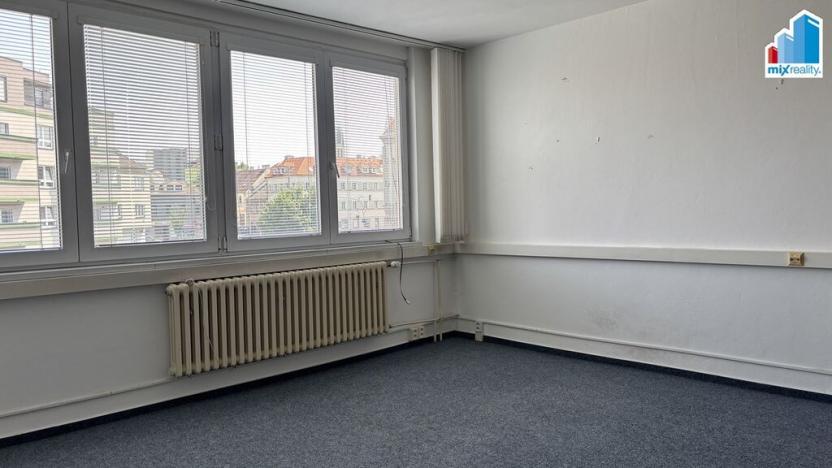 Pronájem kanceláře, Plzeň, Modřínová, 27 m2