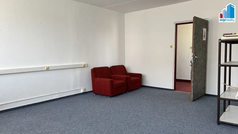 Pronájem kanceláře, Plzeň - Východní Předměstí, Modřínová, 27 m2