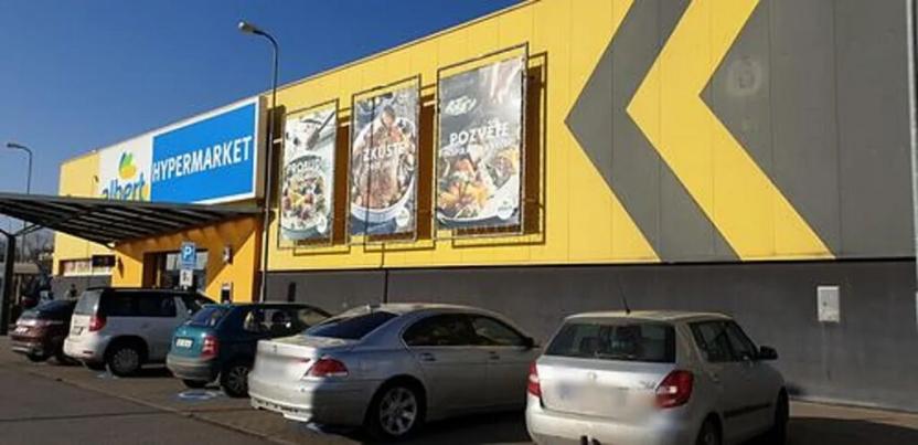 Pronájem obchodního prostoru, Králův Dvůr, 51 m2