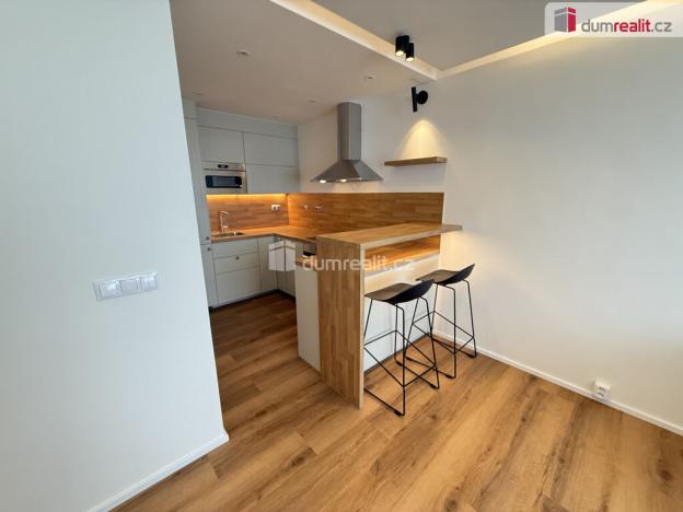 Pronájem bytu 2+kk, Praha - Háje, Kosmická, 45 m2