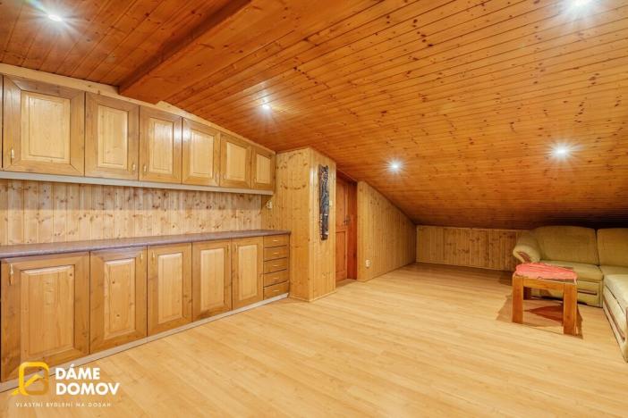 Prodej výrobních prostor, Halenkov, 753 m2