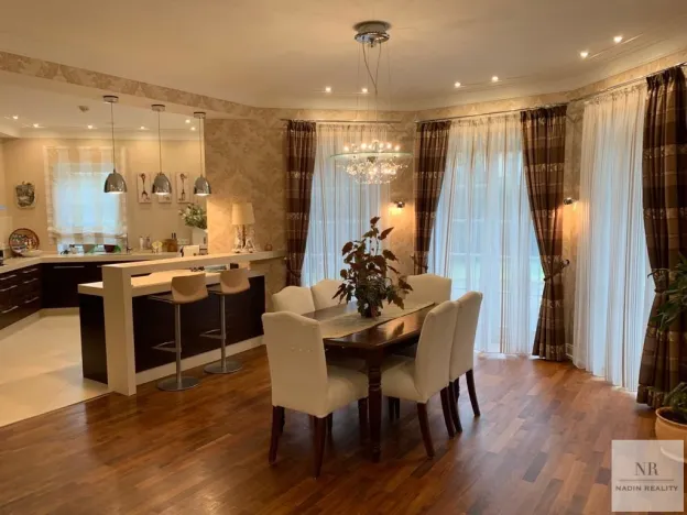 Prodej rodinného domu, Karlovy Vary, Pod Hvězdárnou, 384 m2