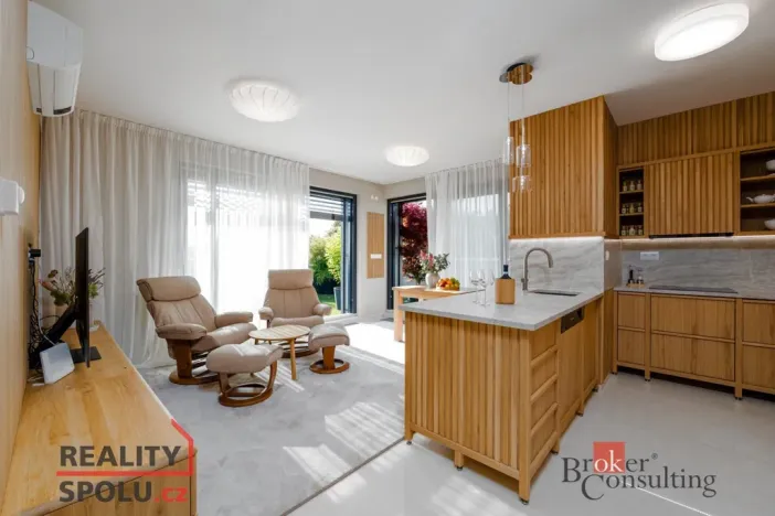 Prodej bytu 3+kk, Plzeň - Doudlevce, Heyrovského, 158 m2