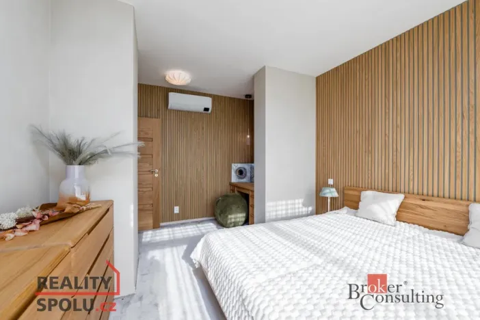 Prodej bytu 3+kk, Plzeň - Doudlevce, Heyrovského, 158 m2