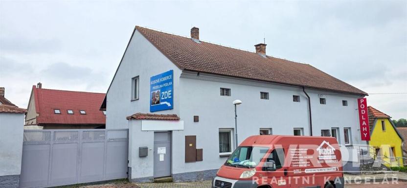 Pronájem komerční nemovitosti, Kolín - Štítary, Na Návsi, 425 m2