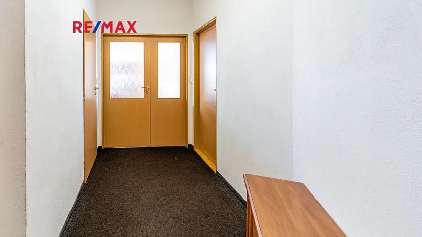 Prodej vícegeneračního domu, Doksy, 611 m2