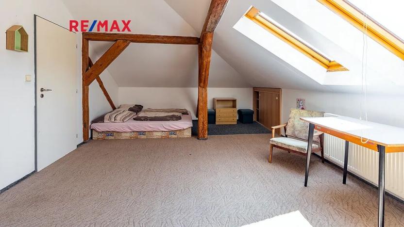 Prodej vícegeneračního domu, Doksy, 611 m2