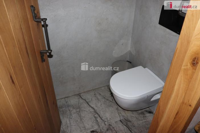 Prodej garáže, Horní Věstonice, U Venuše, 165 m2