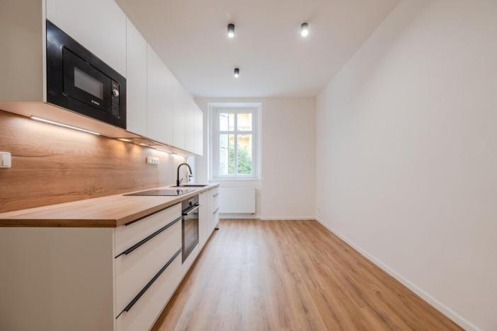 Pronájem bytu 2+1, Praha - Smíchov, Ke Koulce, 76 m2