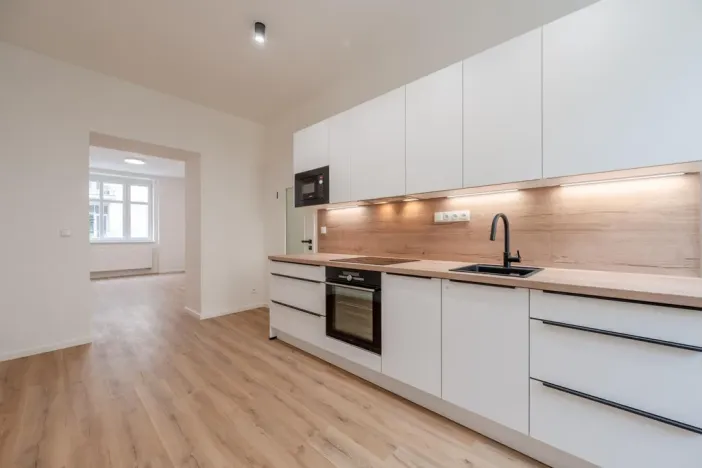 Pronájem bytu 2+1, Praha - Smíchov, Ke Koulce, 76 m2