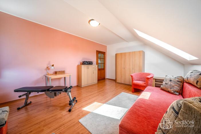 Prodej bytu 3+1, Karlovy Vary - Tašovice, 132 m2