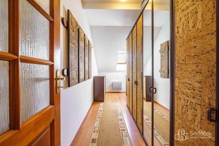 Prodej bytu 3+1, Karlovy Vary - Tašovice, 132 m2