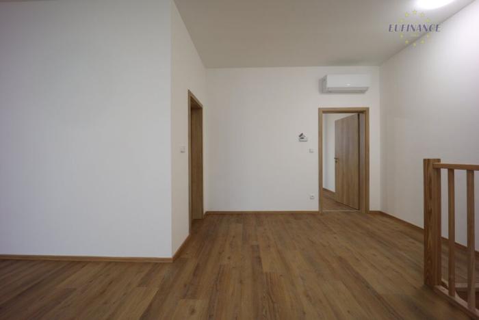 Pronájem bytu 3+kk, Kladno, Jana Palacha, 113 m2