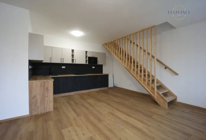 Pronájem bytu 2+kk, Kladno, Jana Palacha, 113 m2