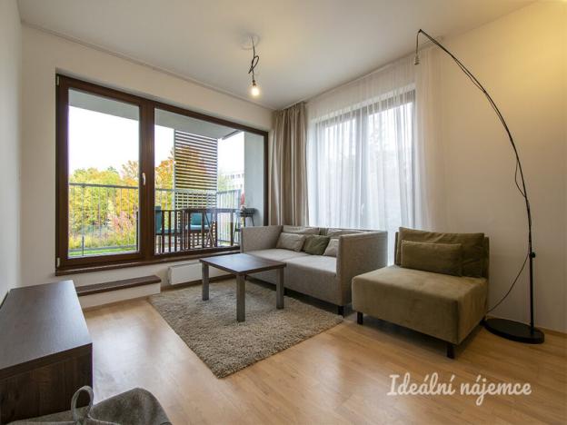 Pronájem bytu 2+kk, Praha - Hrdlořezy, Učňovská, 54 m2