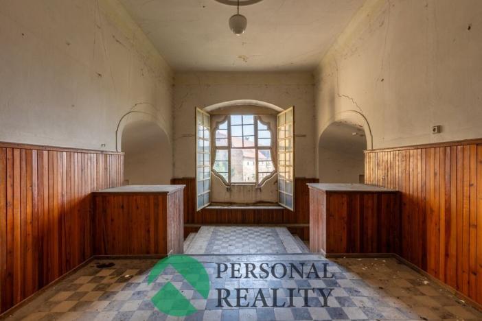 Prodej historického objektu, Libořice, 1000 m2