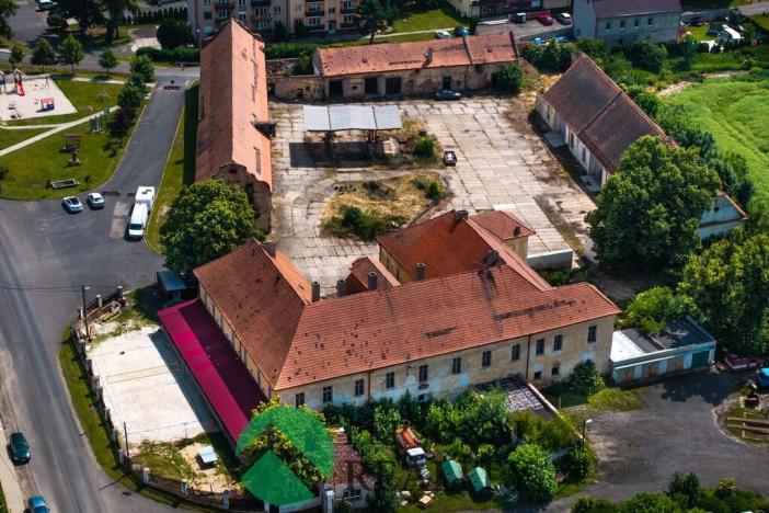 Prodej historického objektu, Libořice, 1000 m2