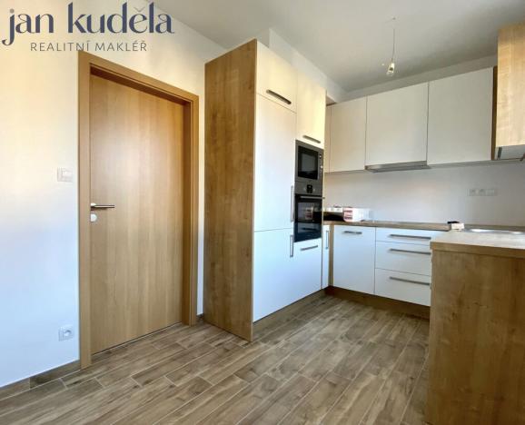 Pronájem bytu 1+1, Brno, Sokolnická, 41 m2