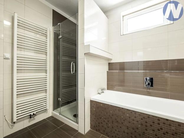 Prodej rodinného domu, Záblatí, 304 m2