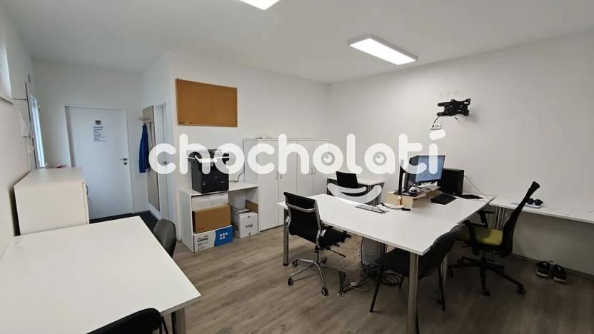 Prodej kanceláře, Pardubice, Školská, 157 m2