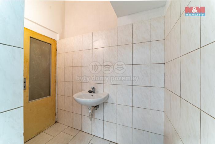 Pronájem obchodního prostoru, Mariánské Lázně, Hlavní třída, 76 m2