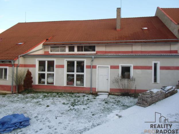 Pronájem skladu, Slaný, Pražská, 100 m2