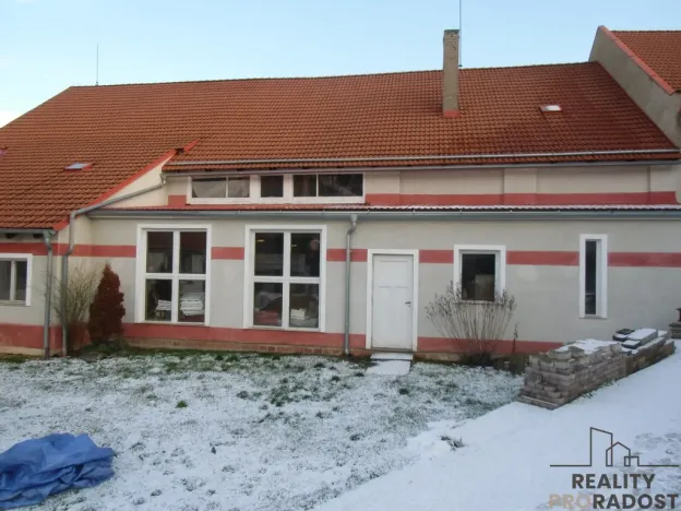 Pronájem skladu, Slaný, Pražská, 100 m2