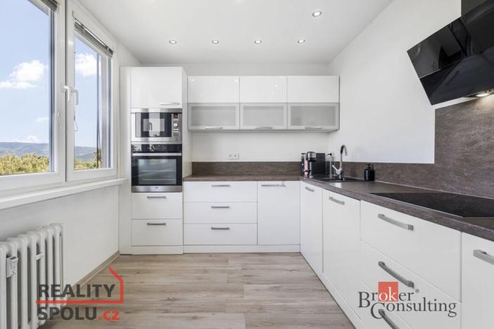 Pronájem bytu 2+1, Ústí nad Labem - Severní Terasa, Gagarinova, 64 m2