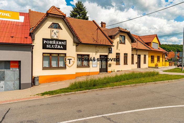 Prodej rodinného domu, Vizovice, Palackého Nám., 100 m2
