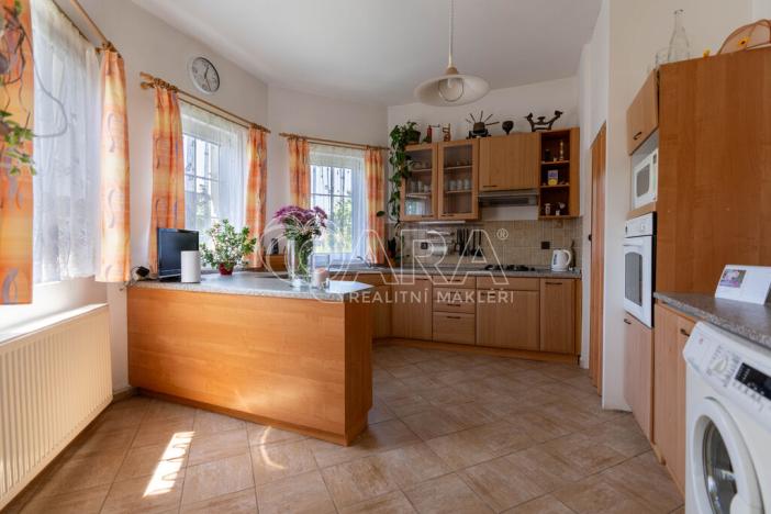 Prodej rodinného domu, Praha, Poděbradova, 206 m2