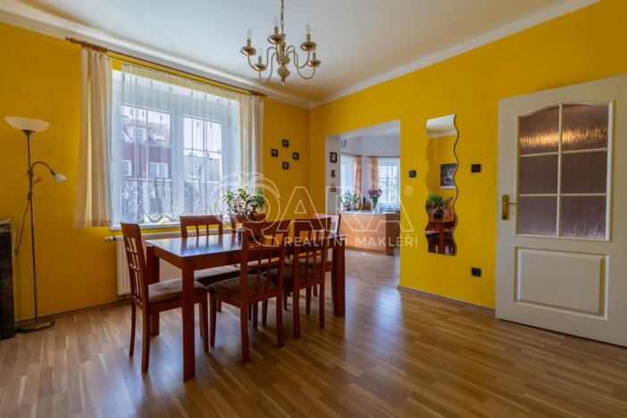 Prodej rodinného domu, Praha, Poděbradova, 206 m2