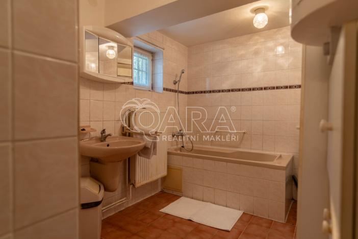 Prodej rodinného domu, Praha, Poděbradova, 206 m2