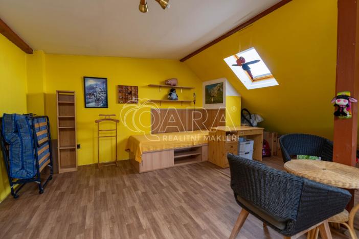 Prodej rodinného domu, Praha, Poděbradova, 206 m2