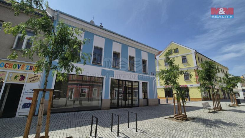 Pronájem obchodního prostoru, Kladno, Komenského, 121 m2