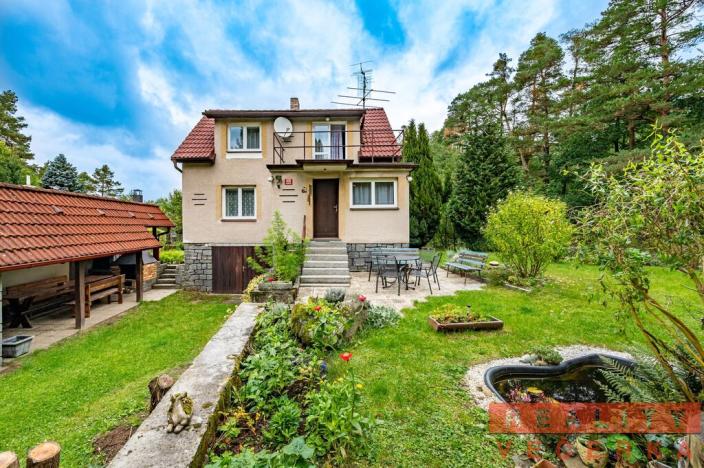 Prodej rodinného domu, Kozárovice, 180 m2