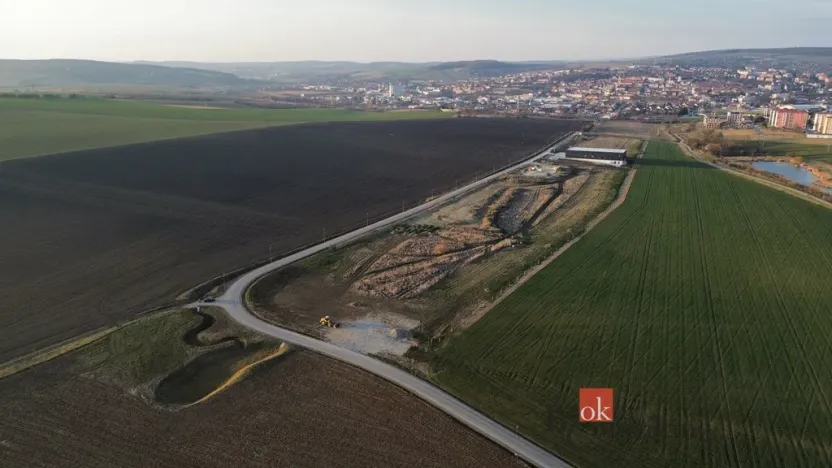 Prodej komerčního pozemku, Uherský Brod, Škrlovec, 10000 m2