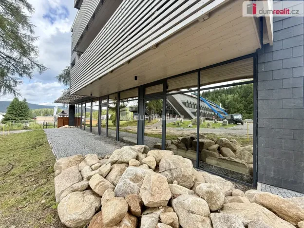 Pronájem obchodního prostoru, Harrachov, 45 m2