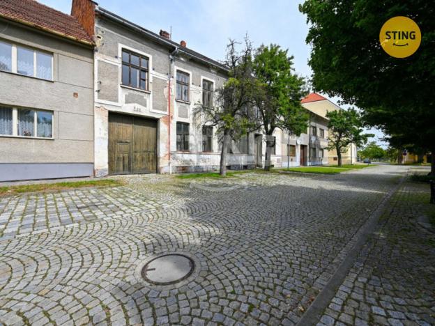 Prodej rodinného domu, Němčice nad Hanou, Komenského nám., 420 m2