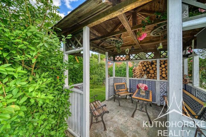 Prodej rodinného domu, Červené Janovice, 144 m2