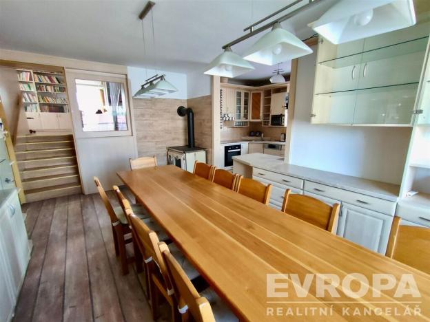 Prodej komerční nemovitosti, Uhlířské Janovice, Kolínská, 495 m2