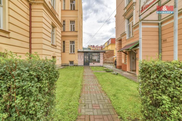 Pronájem obchodního prostoru, Mariánské Lázně, Hlavní třída, 35 m2