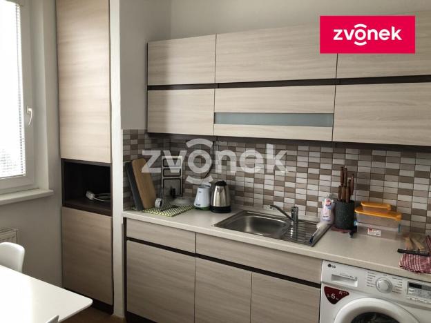 Pronájem bytu 2+1, Zlín, Budovatelská, 43 m2